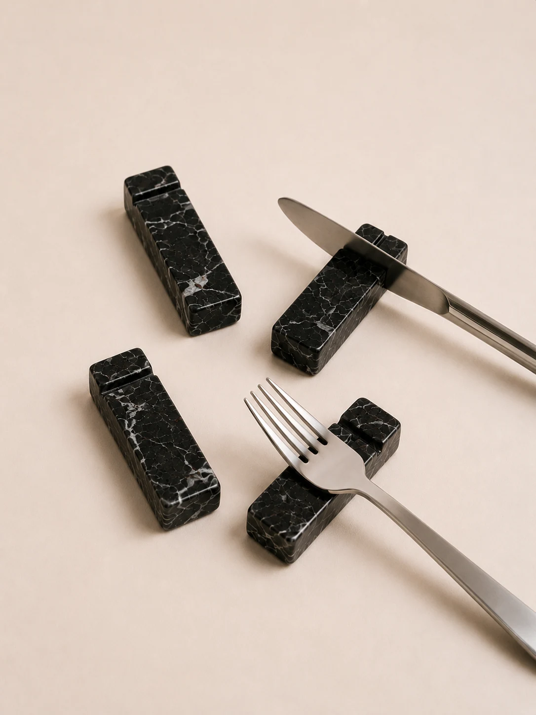 Descanso de Talher Nero Marquina — Mármore Nero Marquina